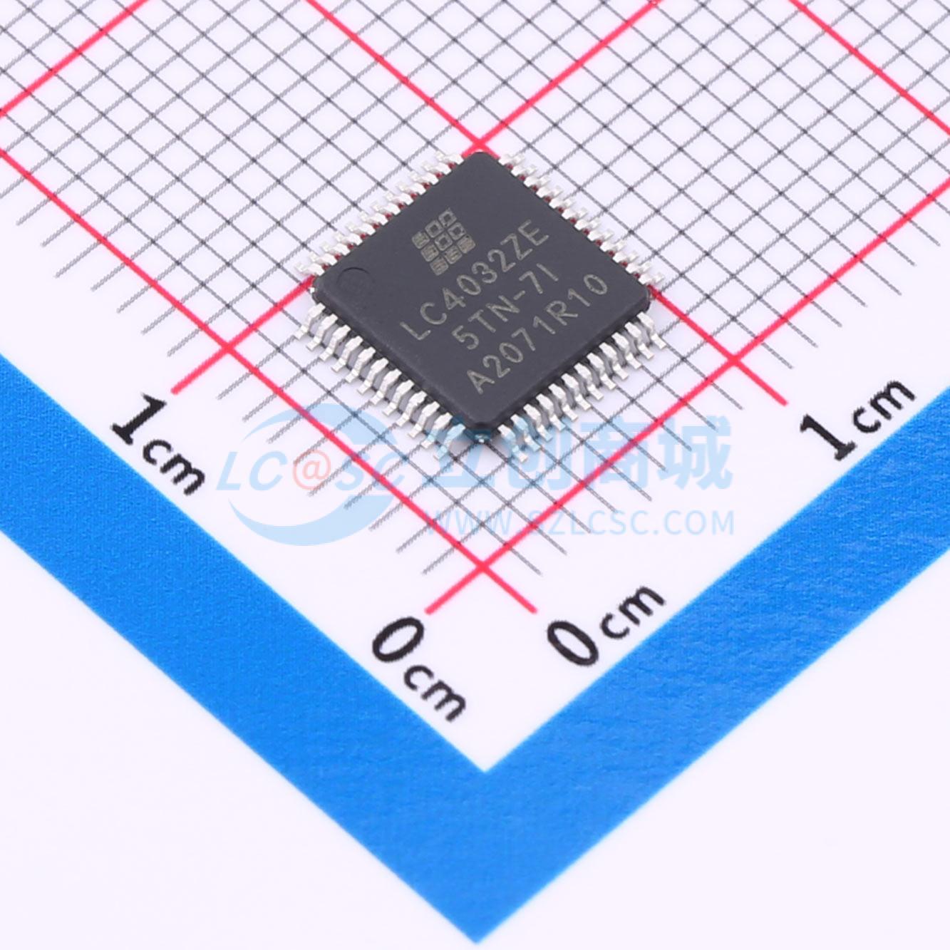 LC4032ZE-7TN48I实物图