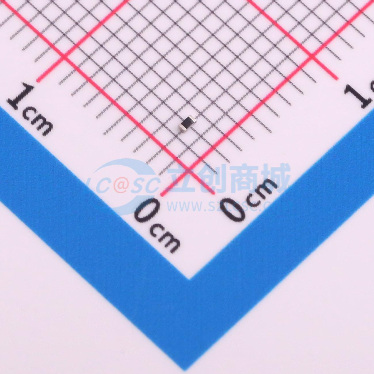 CRCW0402681KFKED实物图