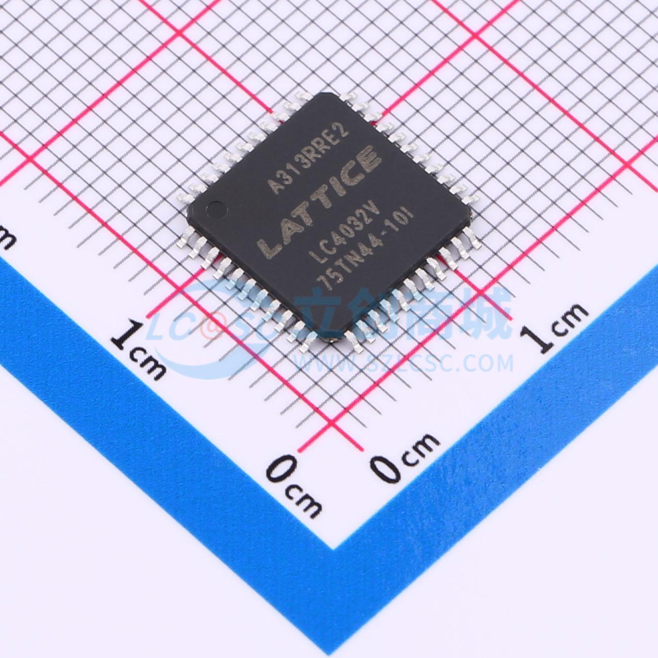 点击查看大图 LC4032V-75TN44C实物图