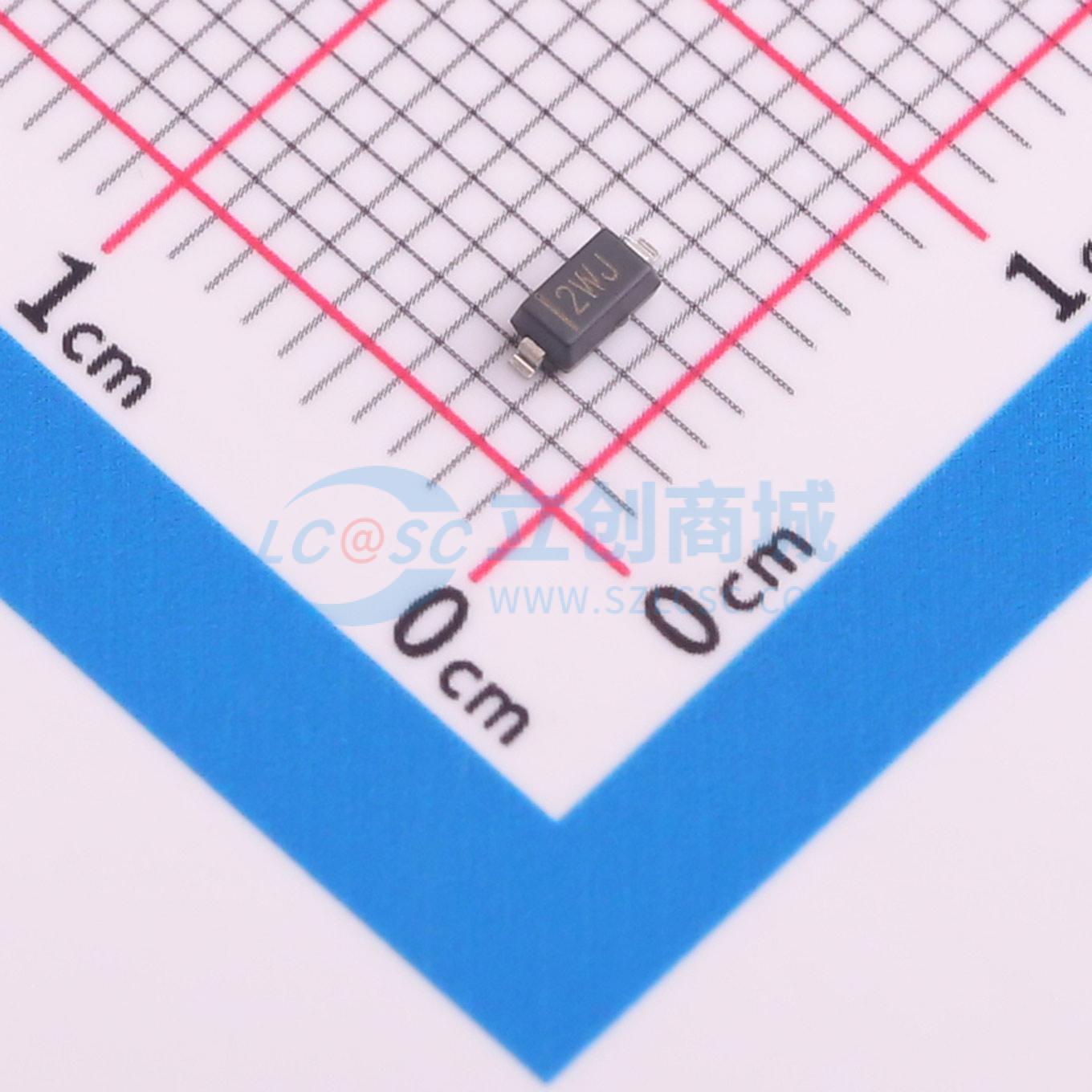 点击查看大图 BZT52B15实物图