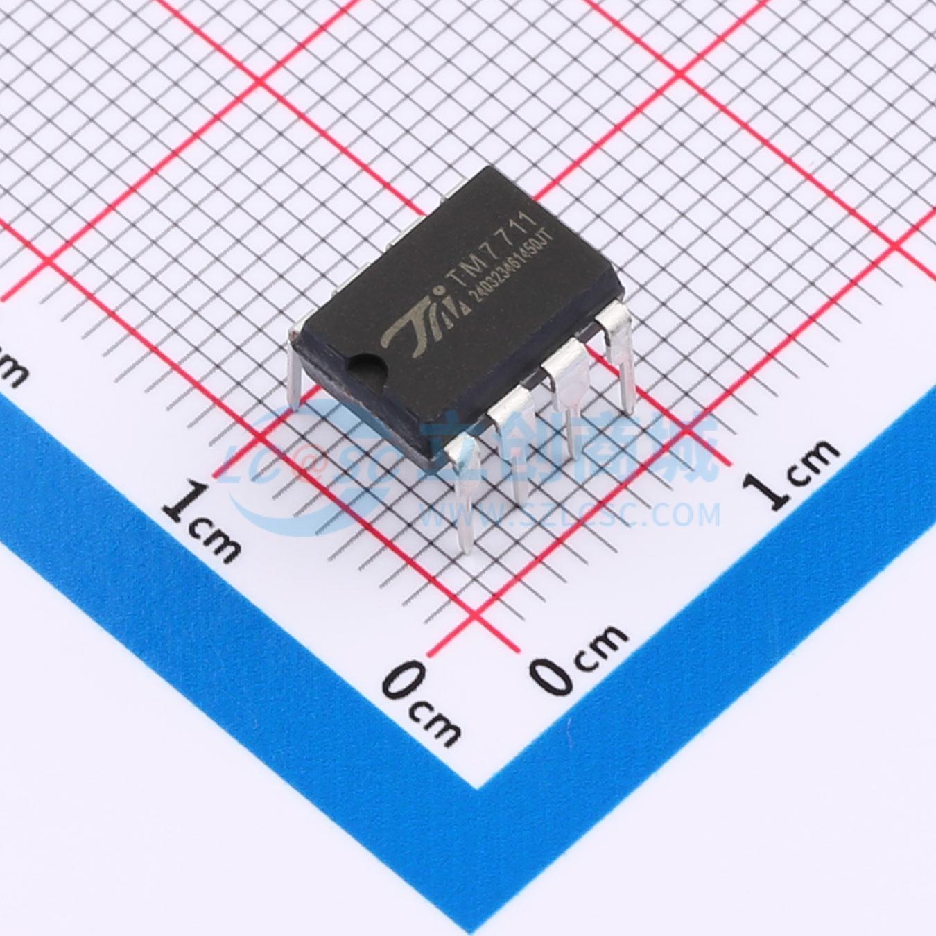 TM7711-DIP8实物图