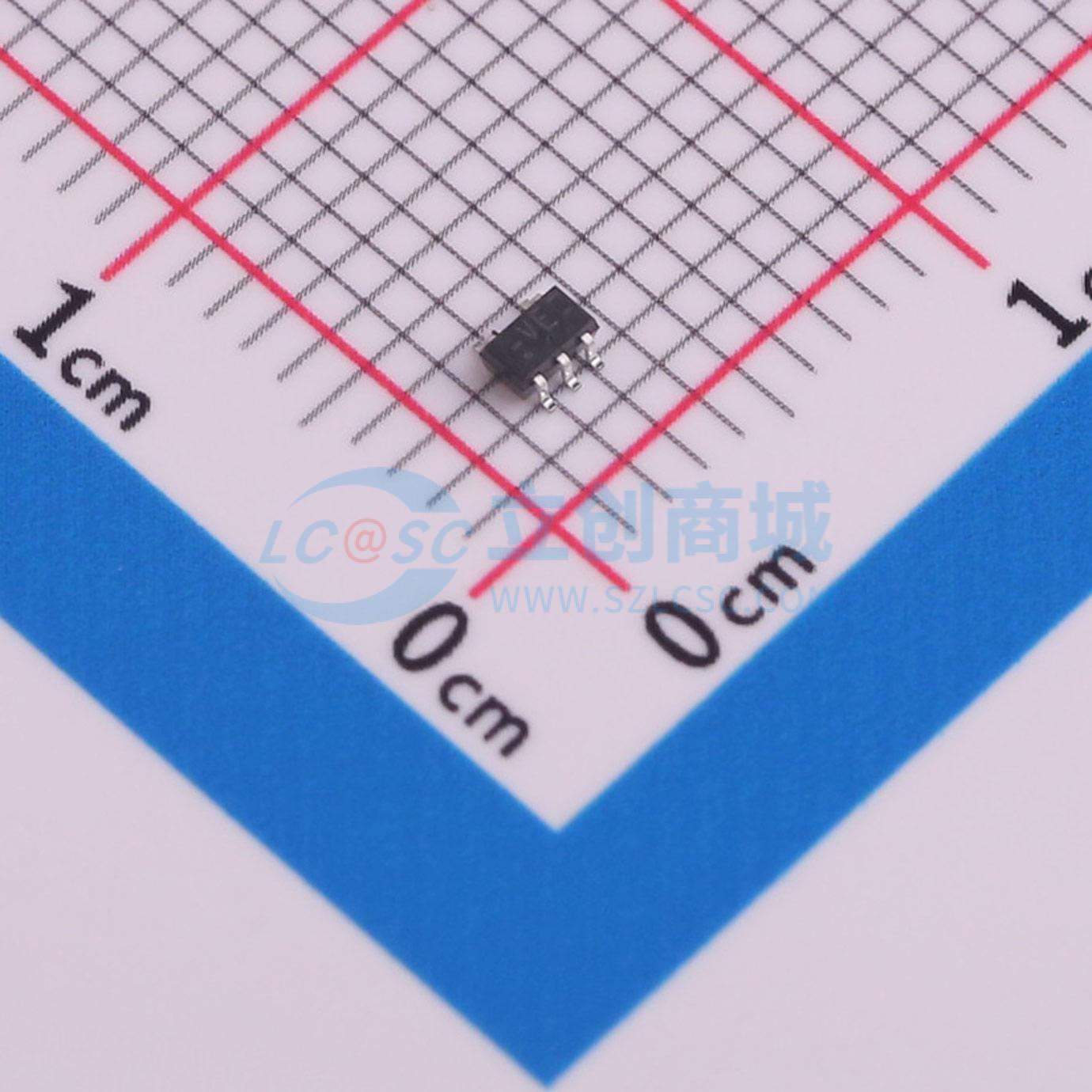 74LVC1G08GW-Q100实物图