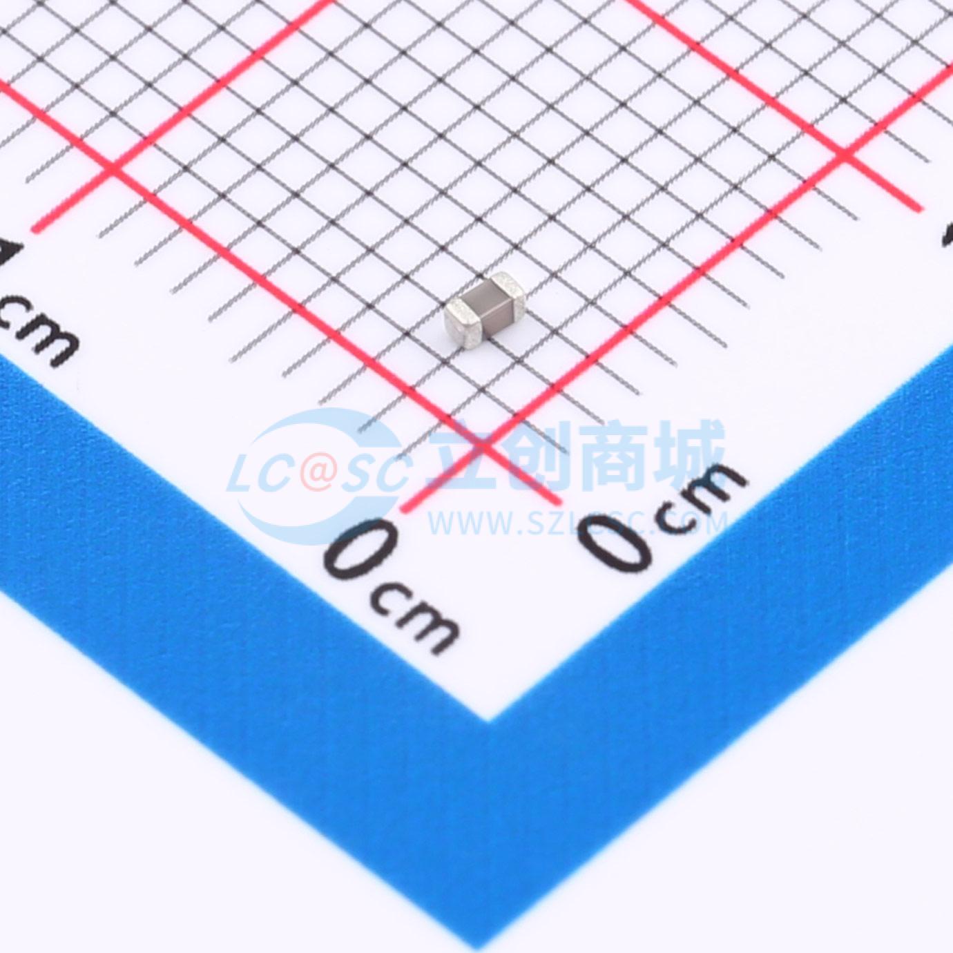 点击查看大图 CL10C821JB81PNC实物图