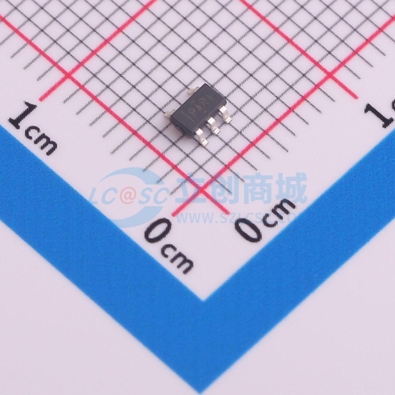 TPS3823-33DBVT实物图