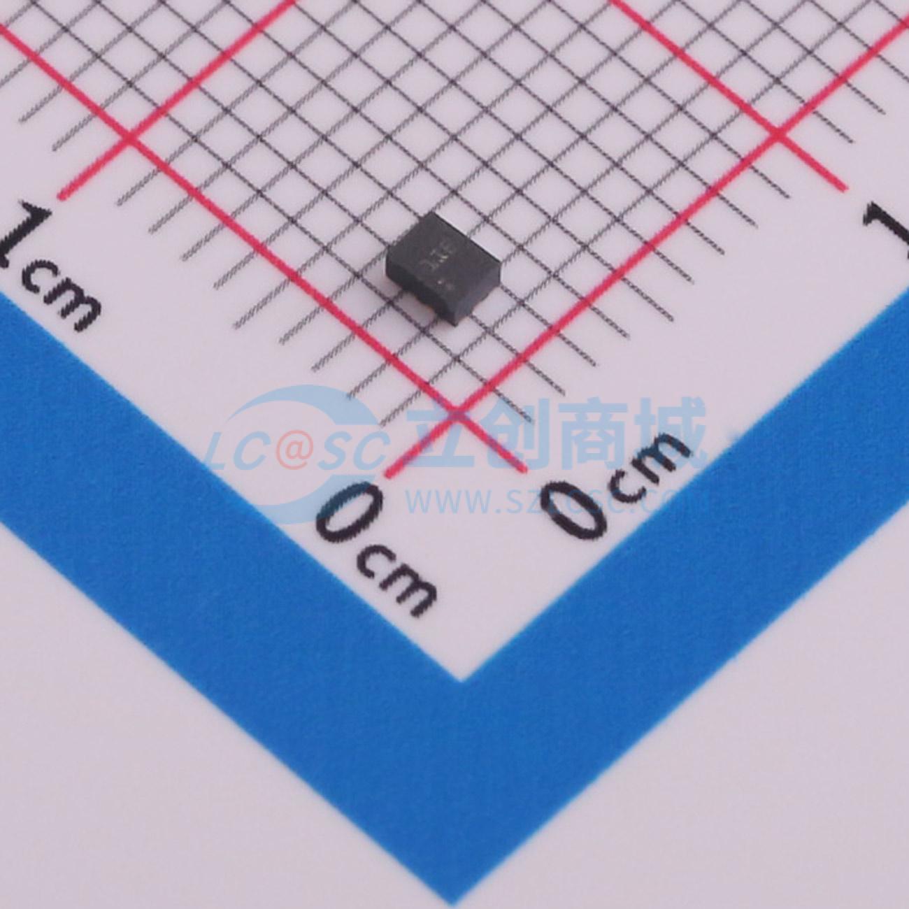 TPS566238PRQFR实物图