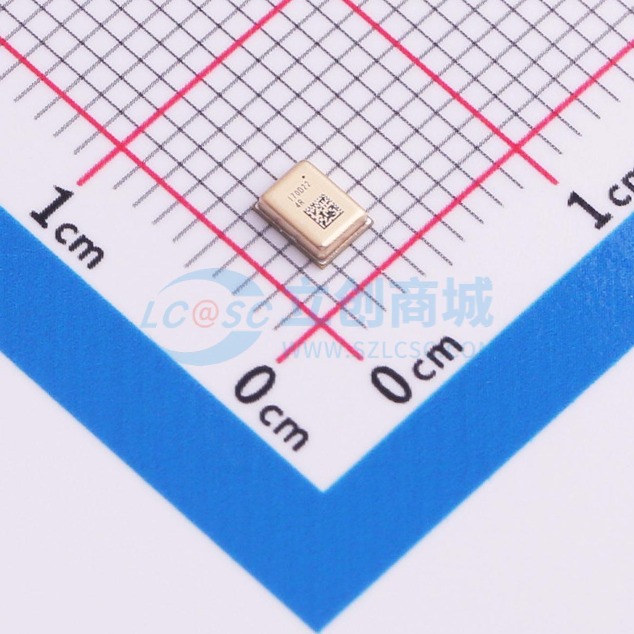 IM70D122V01XTMA1实物图