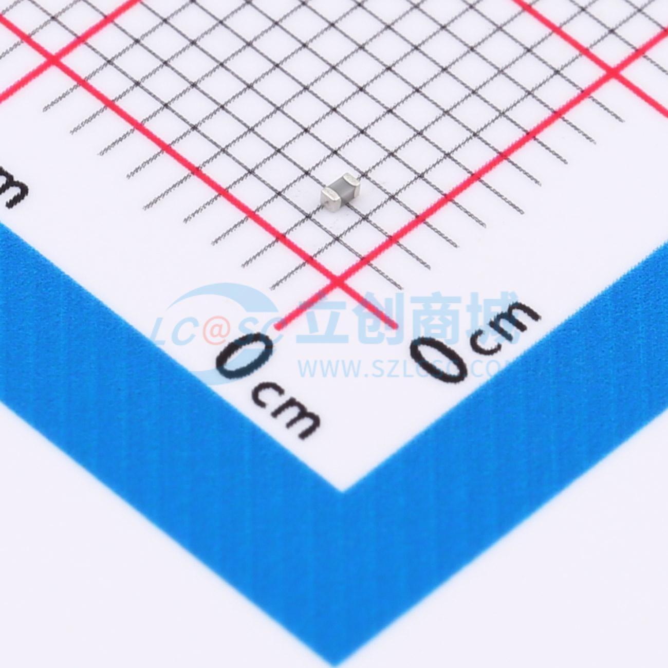 CGA0402C0G9R0C500GT实物图