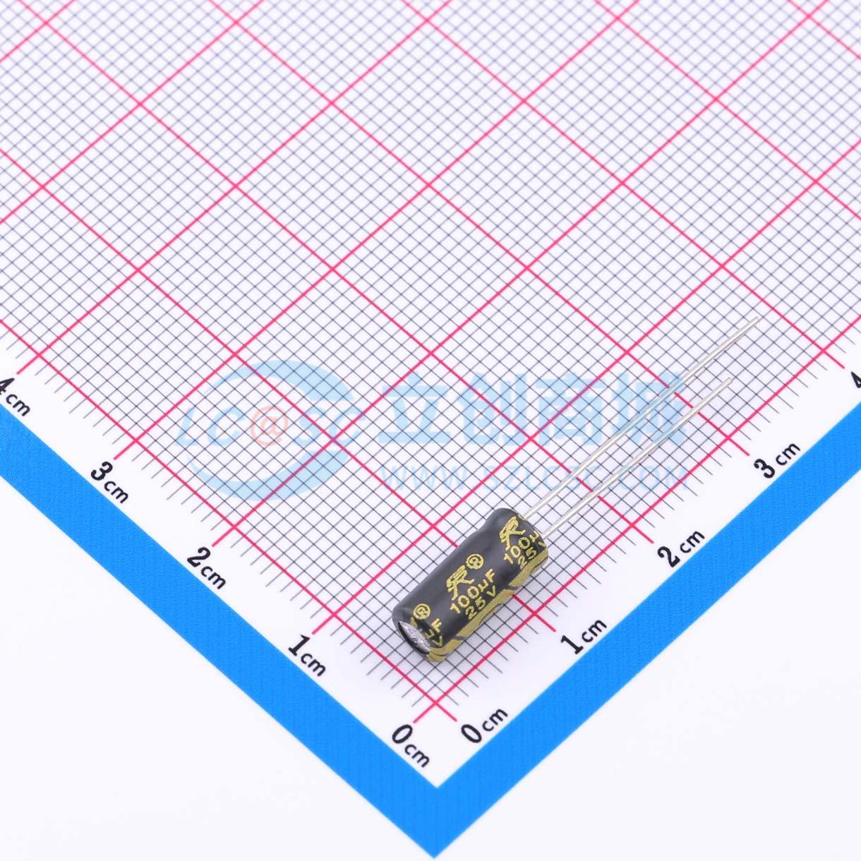 EH1E101M0511BBH1A0LC实物图