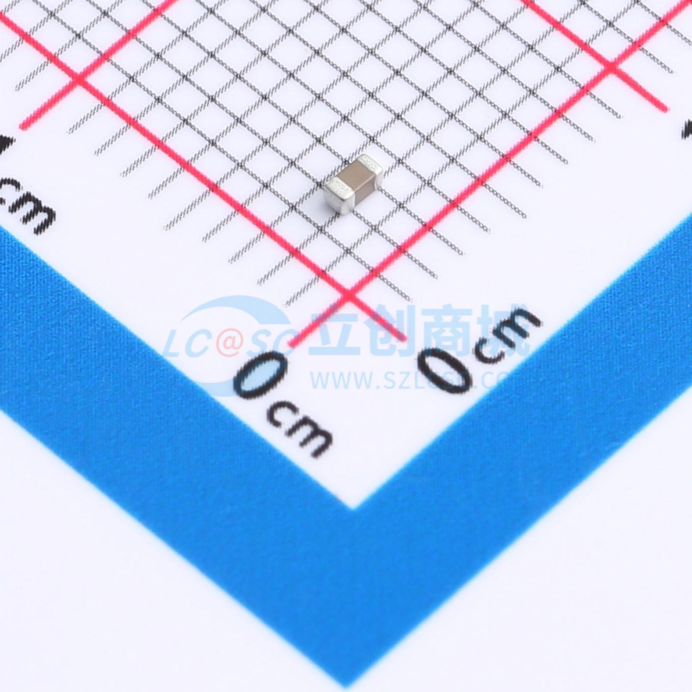 CGA0603X7R821K500JT实物图