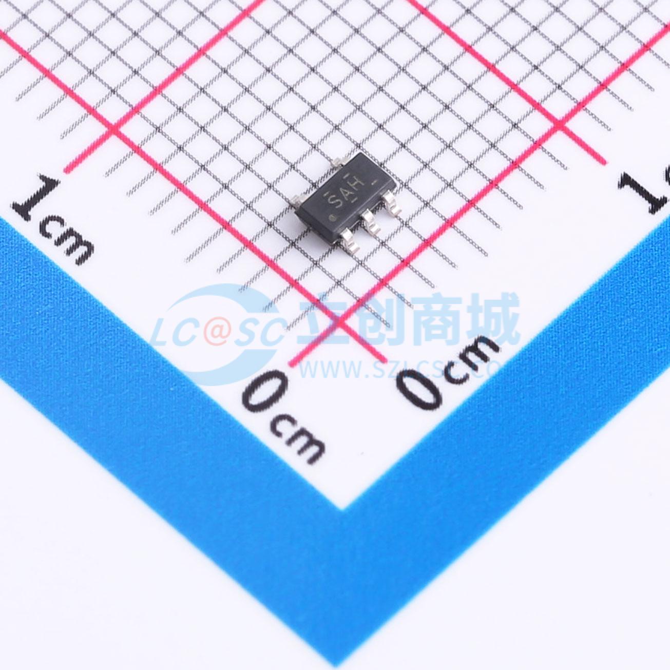 TLV70013DDCR实物图