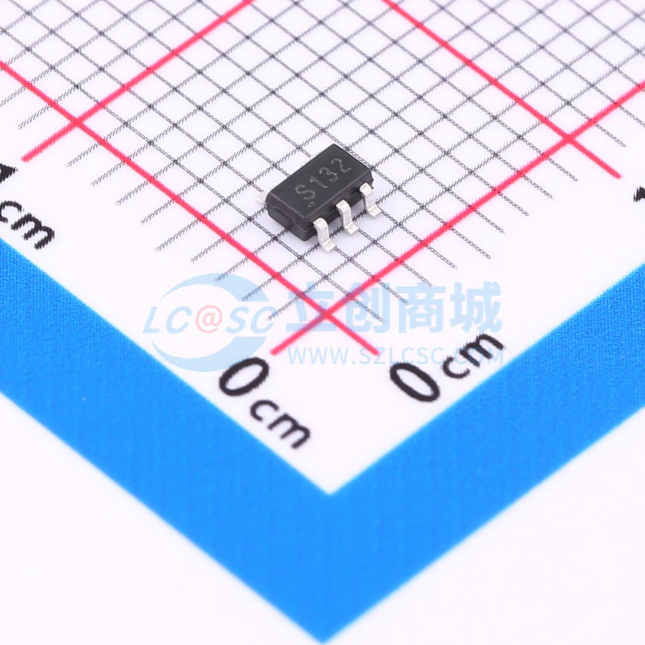 点击查看大图 TP74LVC1G132S5实物图