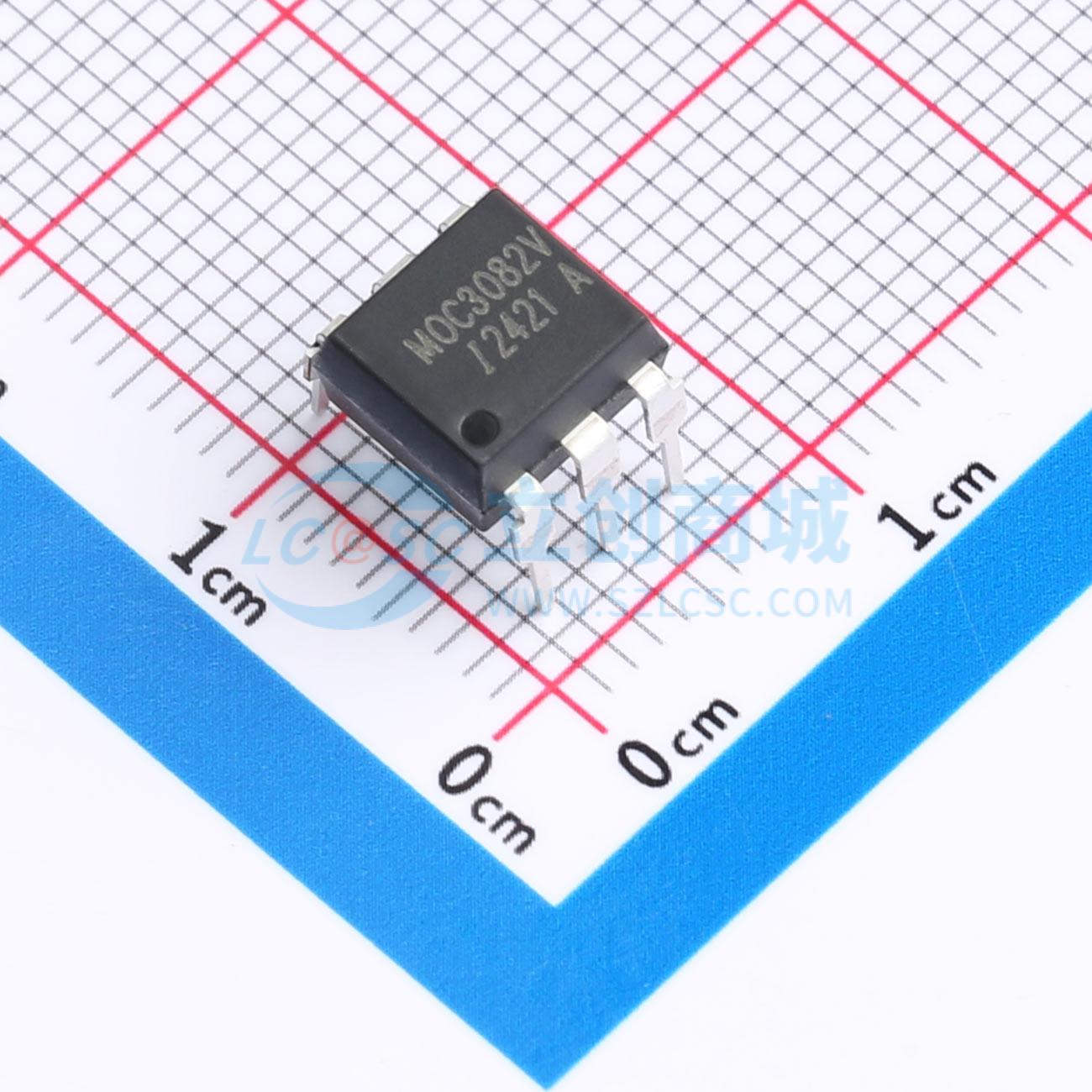 MOC3082VPE-AXW实物图