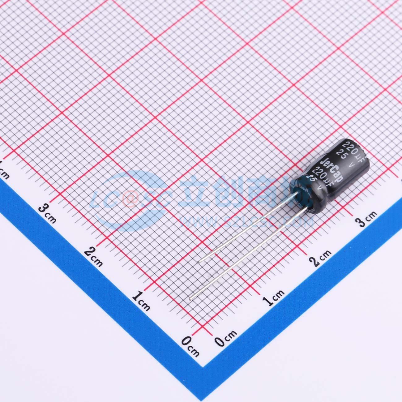 ERG25V220M6X11实物图