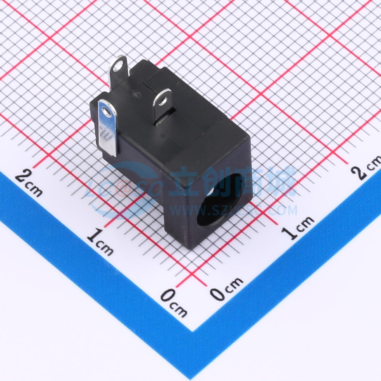 点击查看大图 DC005--2A-2.0-CU实物图