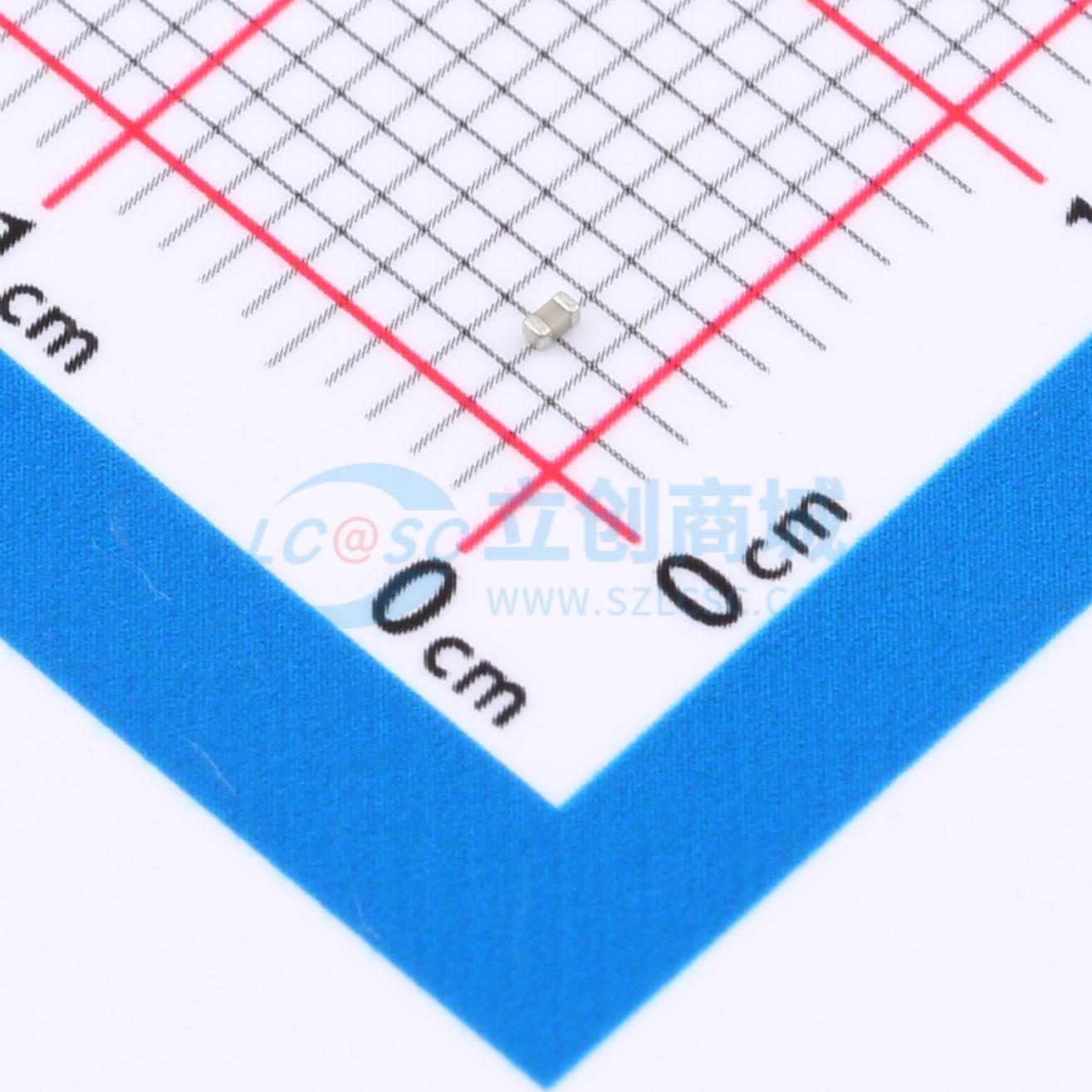 0402CG0R6B500NT实物图