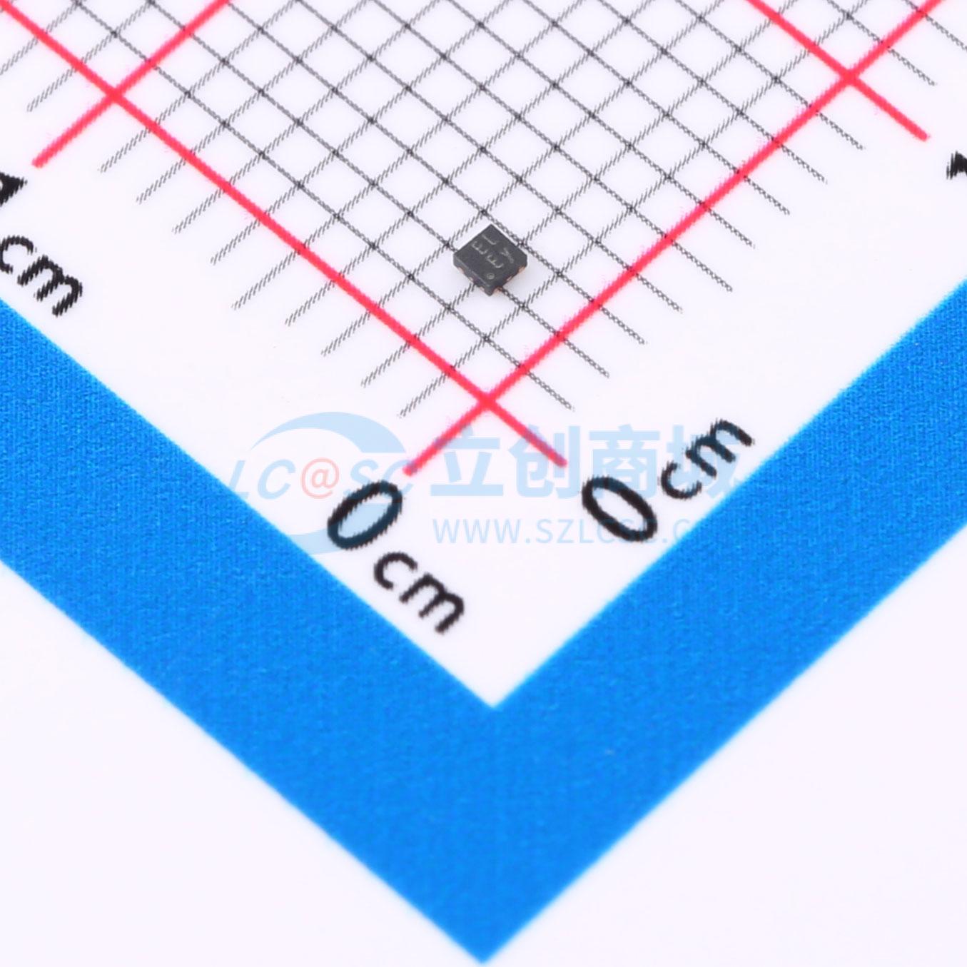 点击查看大图 WL2820D28-4/TR实物图