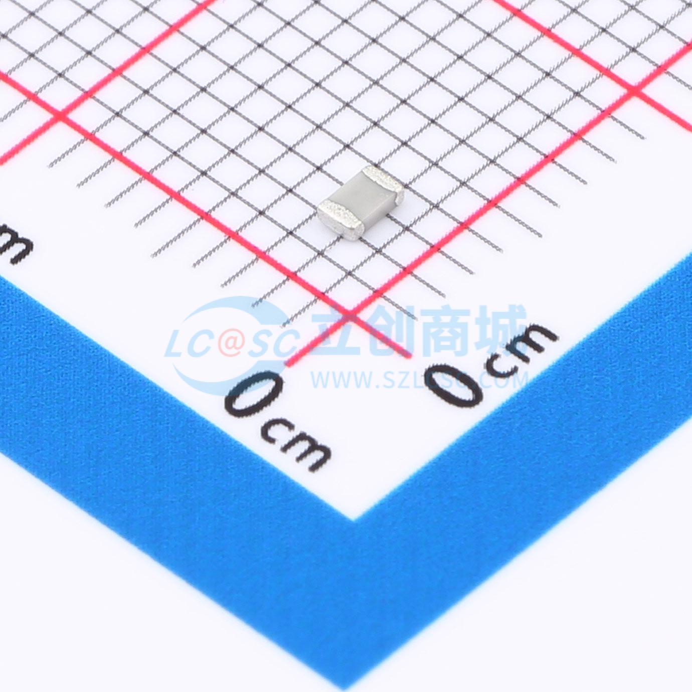 FN21N121J500PAG实物图