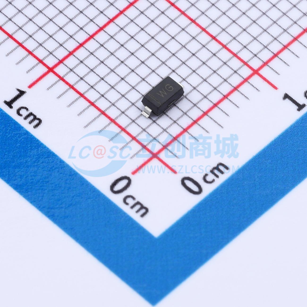 BZT52C11实物图
