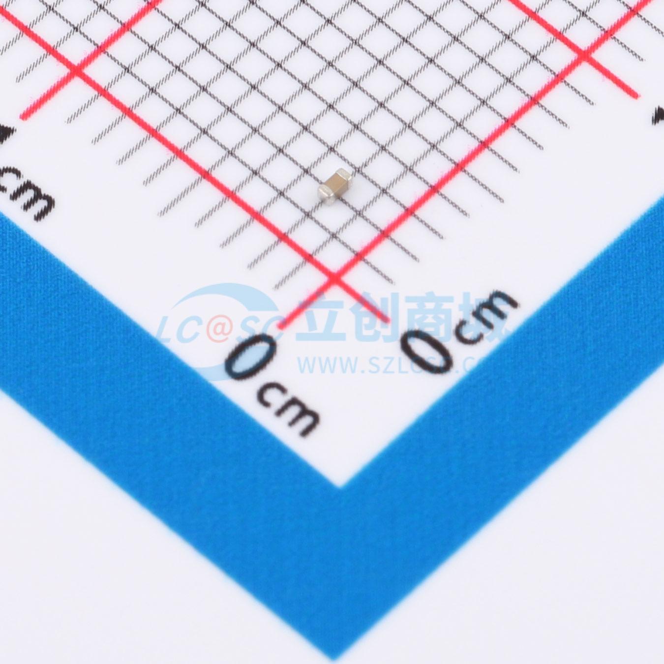 点击查看大图 0402S105K100CT实物图