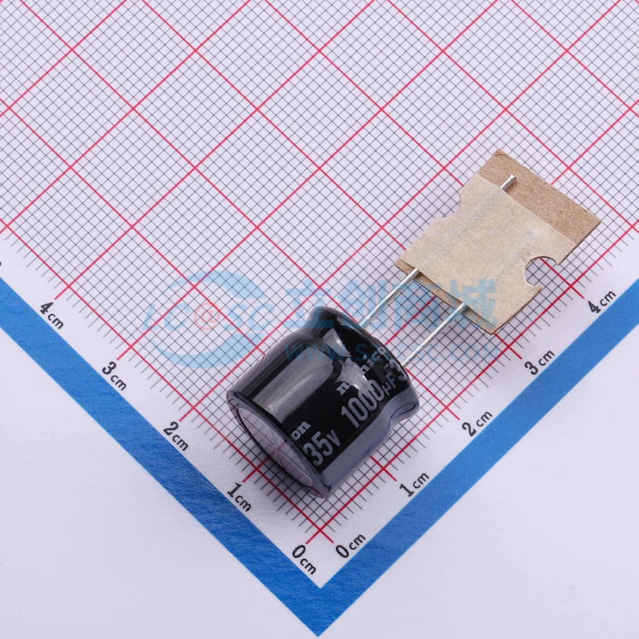 URS1V102MHD1TN实物图