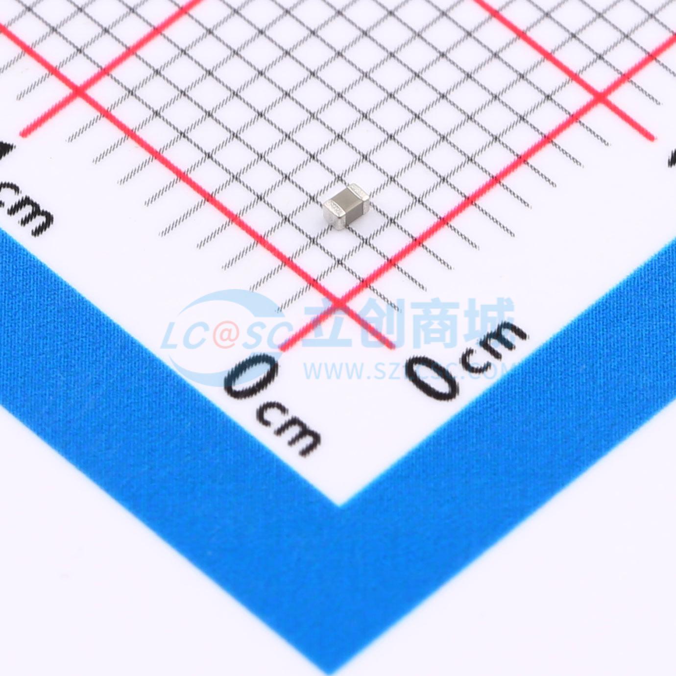 点击查看大图 FCC0402X106M6R3AT实物图