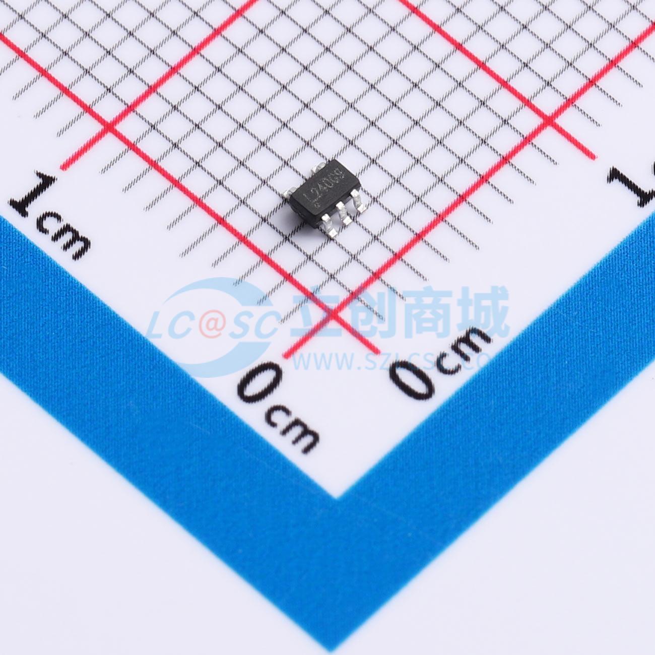 点击查看大图 CJ74LVC1G240R5N实物图