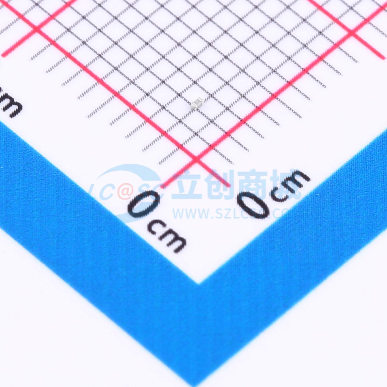 GRM0335C1HR10WA01D实物图