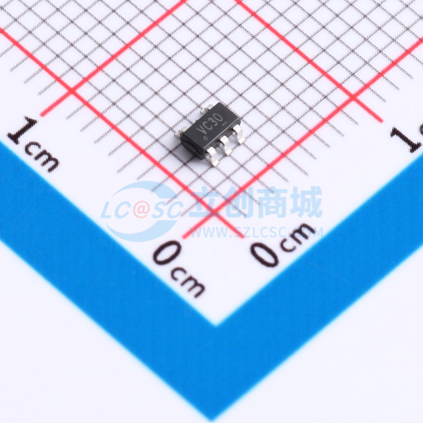 点击查看大图 74LVC1G17GV实物图