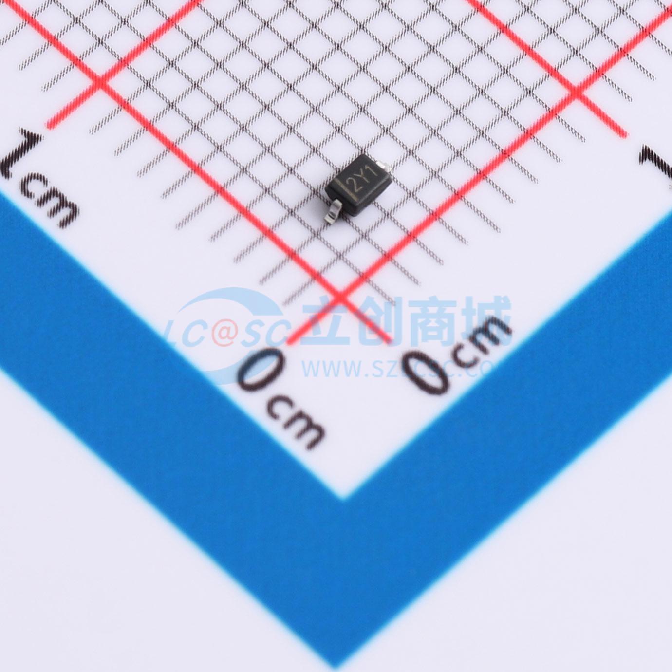 点击查看大图 BZT52B7V5S实物图