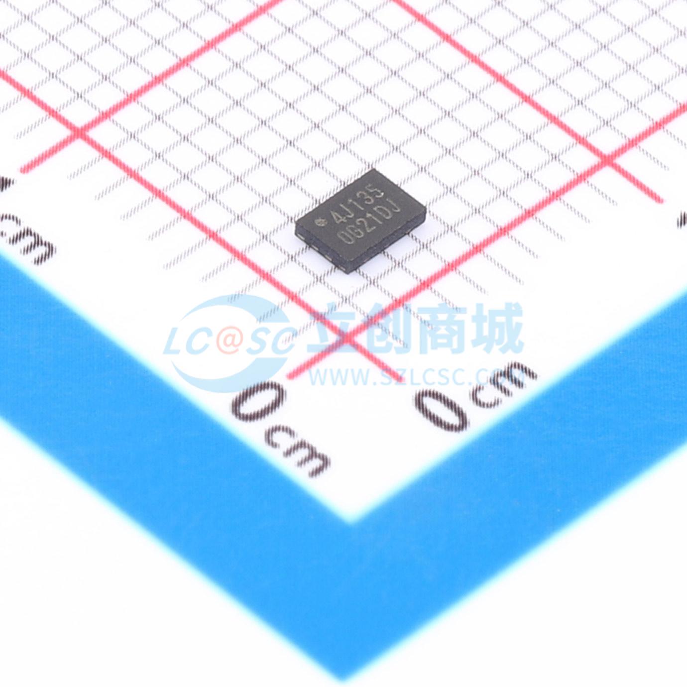 点击查看大图 W25Q40CLUXIG TR实物图