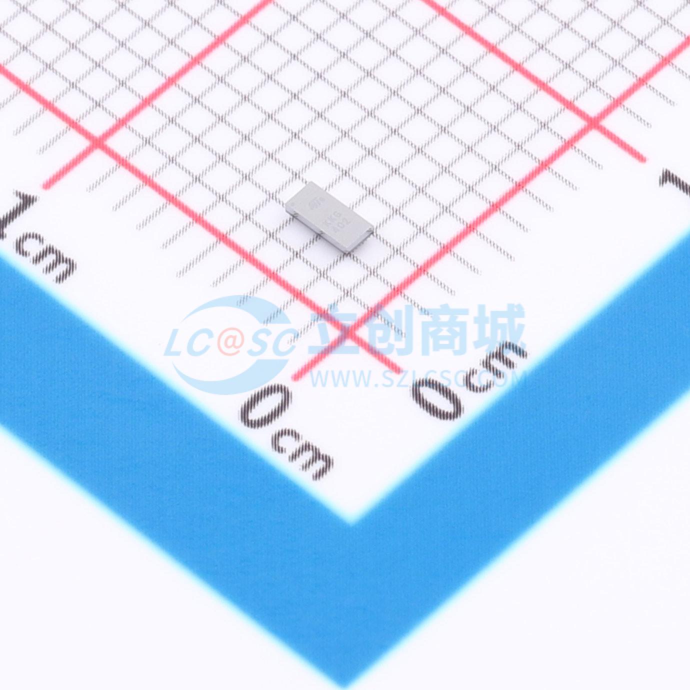 点击查看大图 EMIF06-HSD03F3实物图