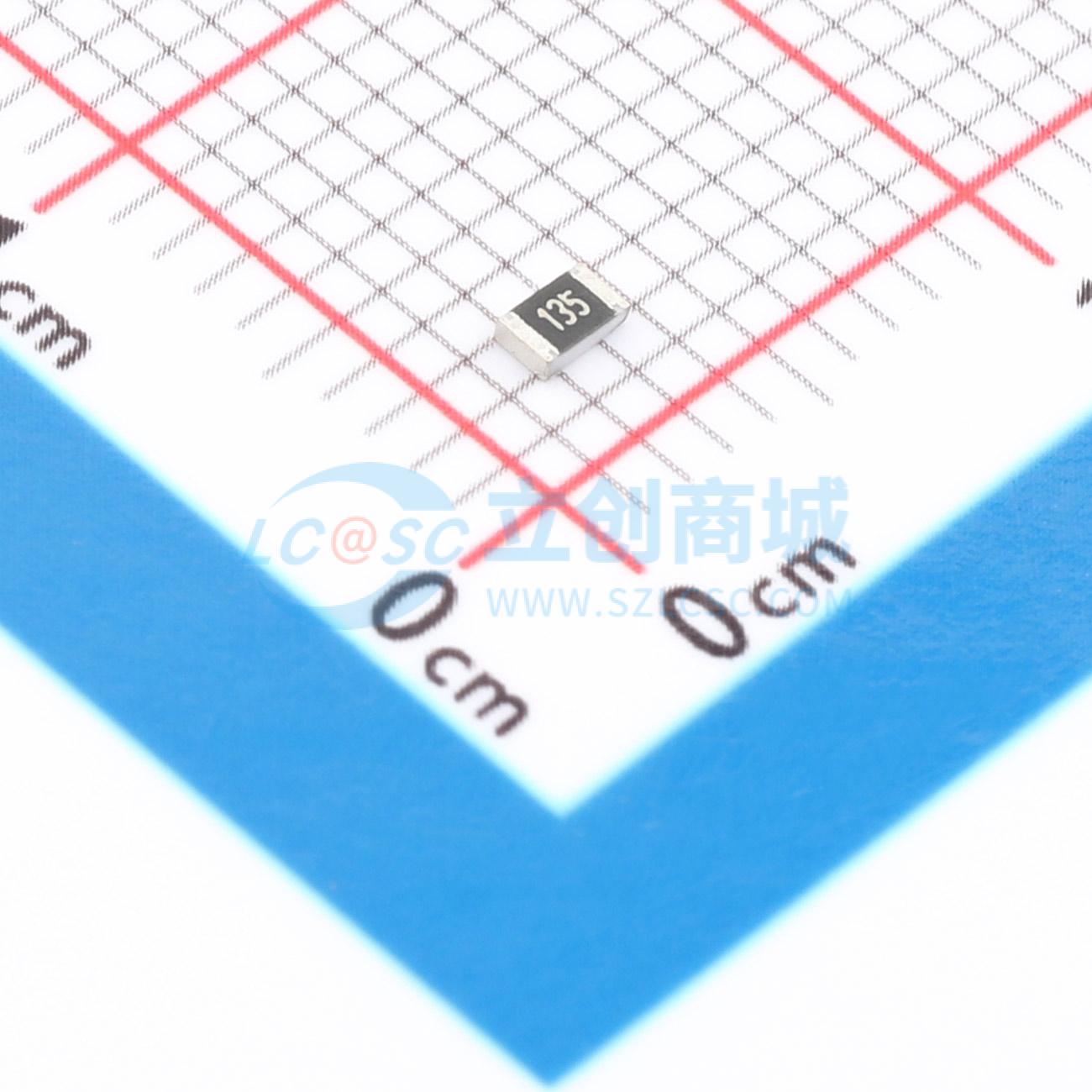 点击查看大图 1RC0805J0135实物图