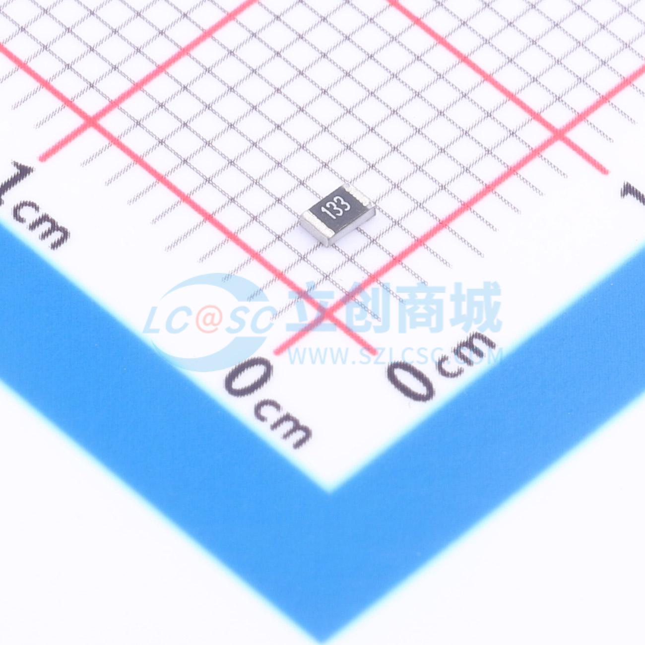 点击查看大图 1RC0805J0133实物图