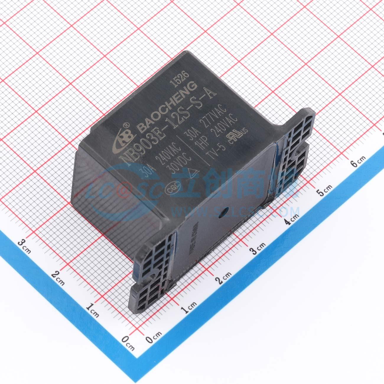 点击查看大图 NB903E-12S-S-A 30A实物图