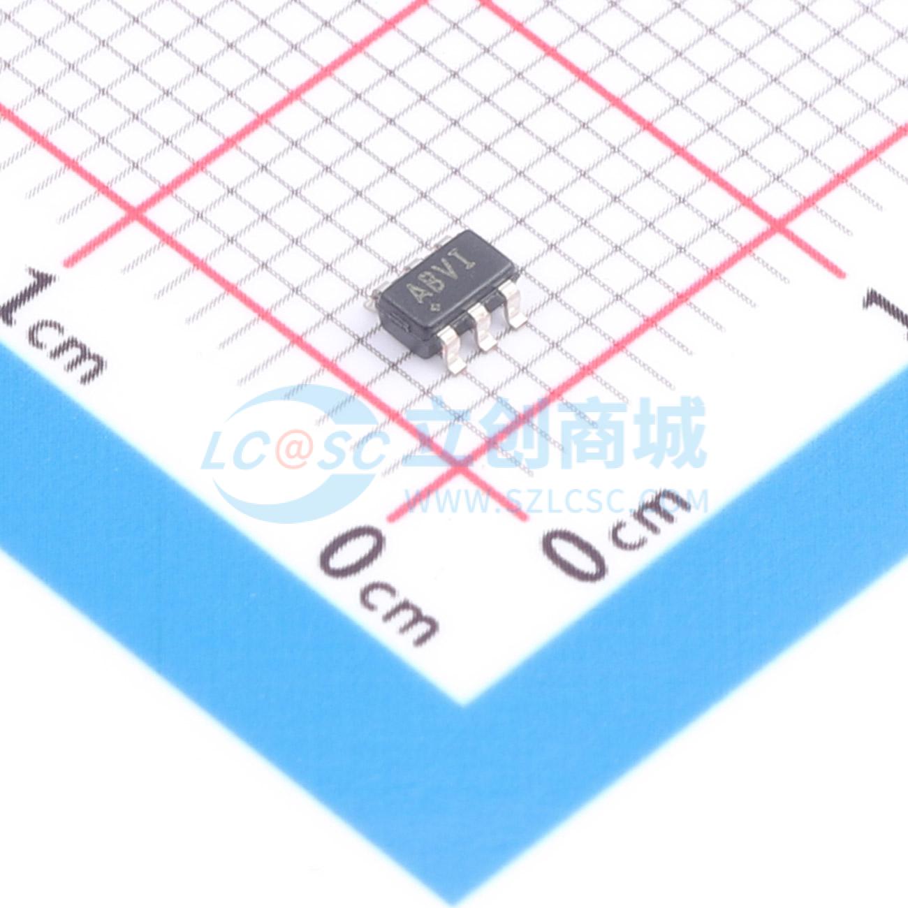 点击查看大图 MAX3294AUT+T实物图