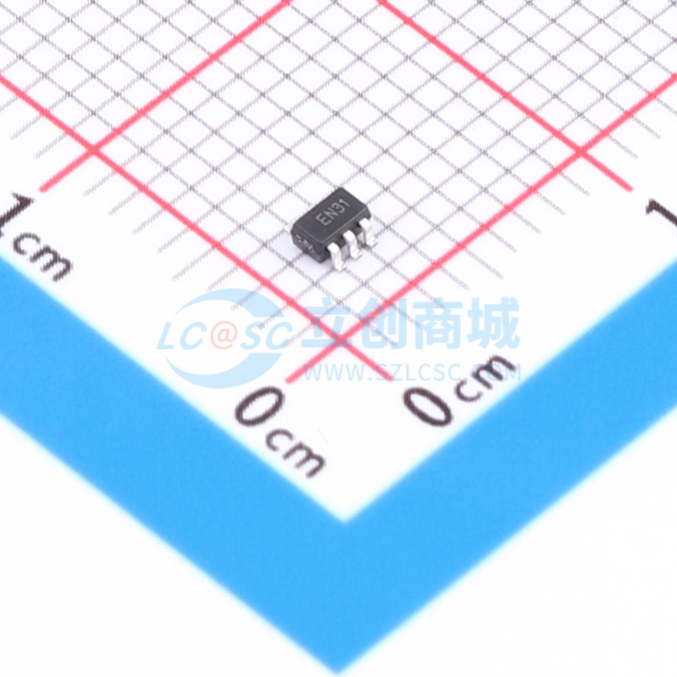 点击查看大图 AiP74LVC1G175GC363.TR实物图