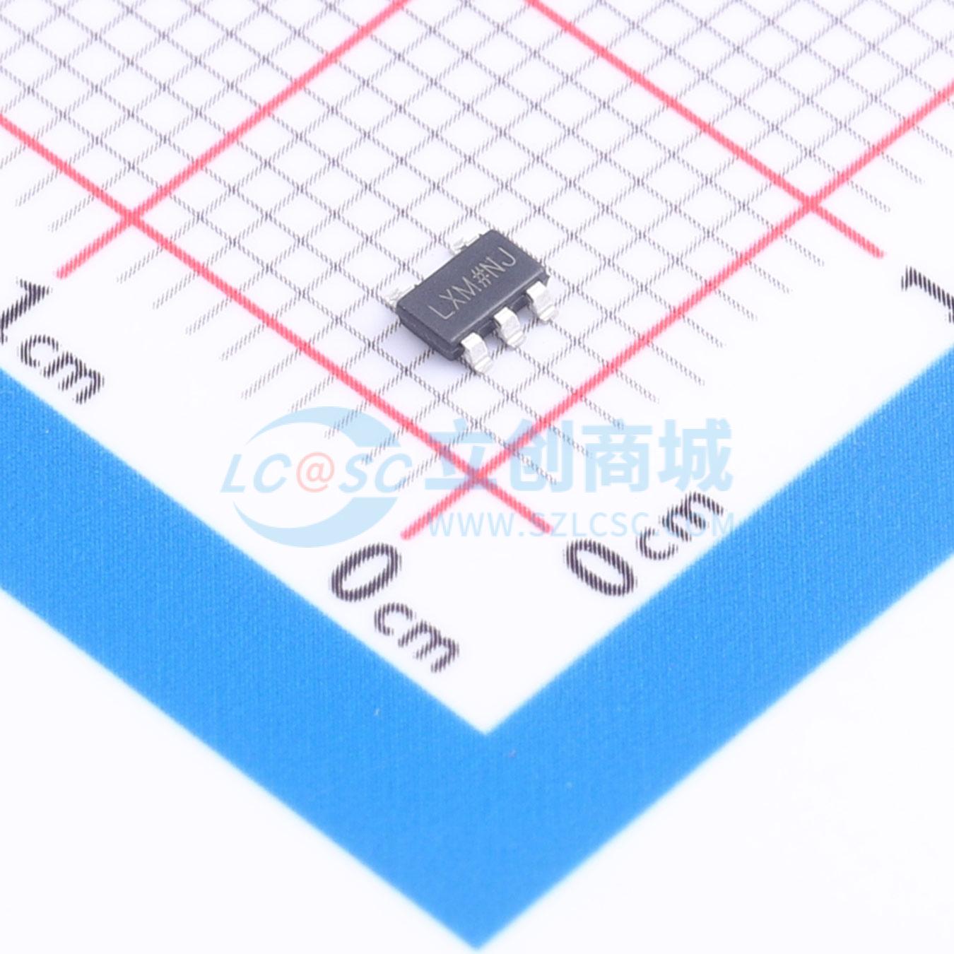 点击查看大图 ADPL44002AUJZ-2.5-R7实物图