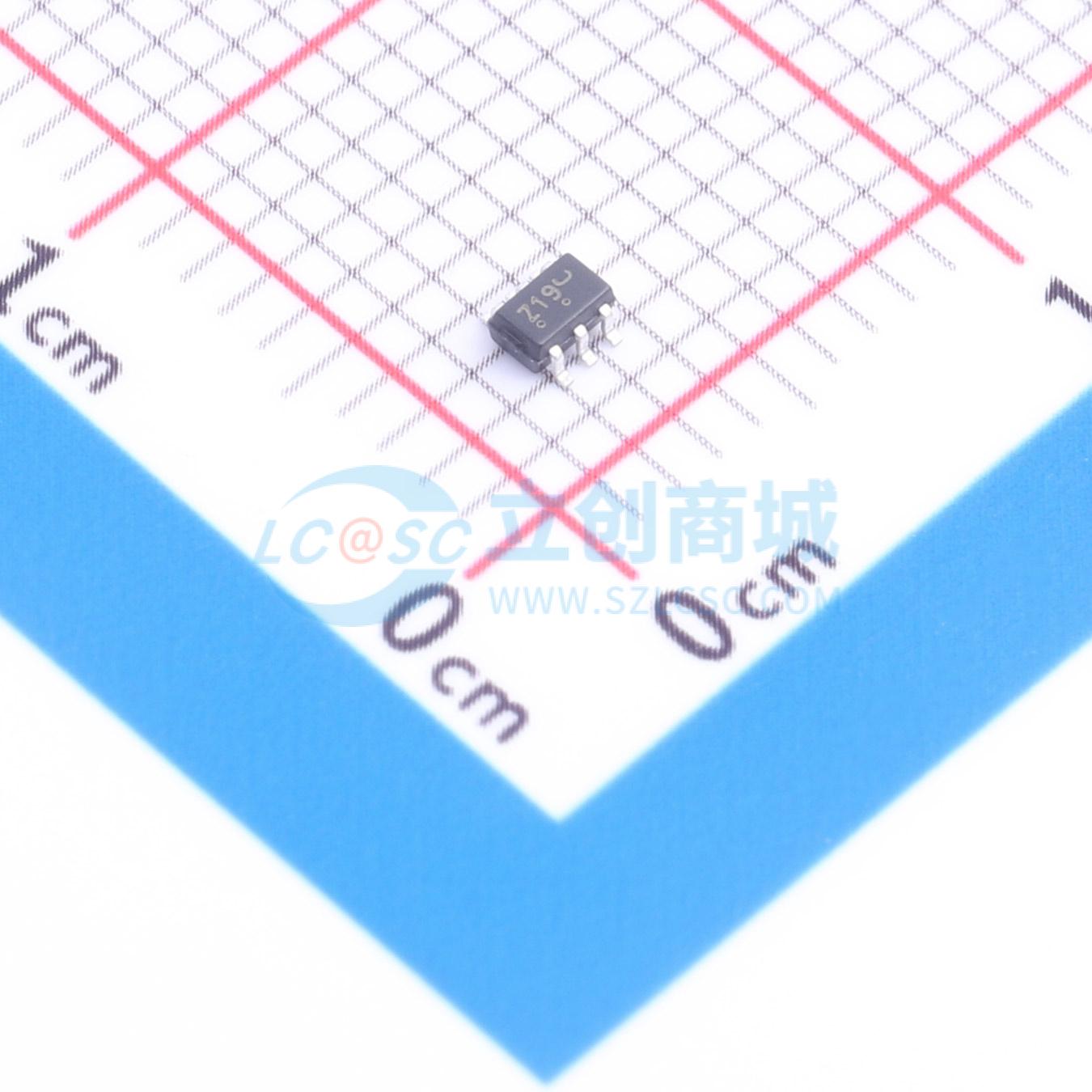 点击查看大图 NC7SZ19P6X实物图