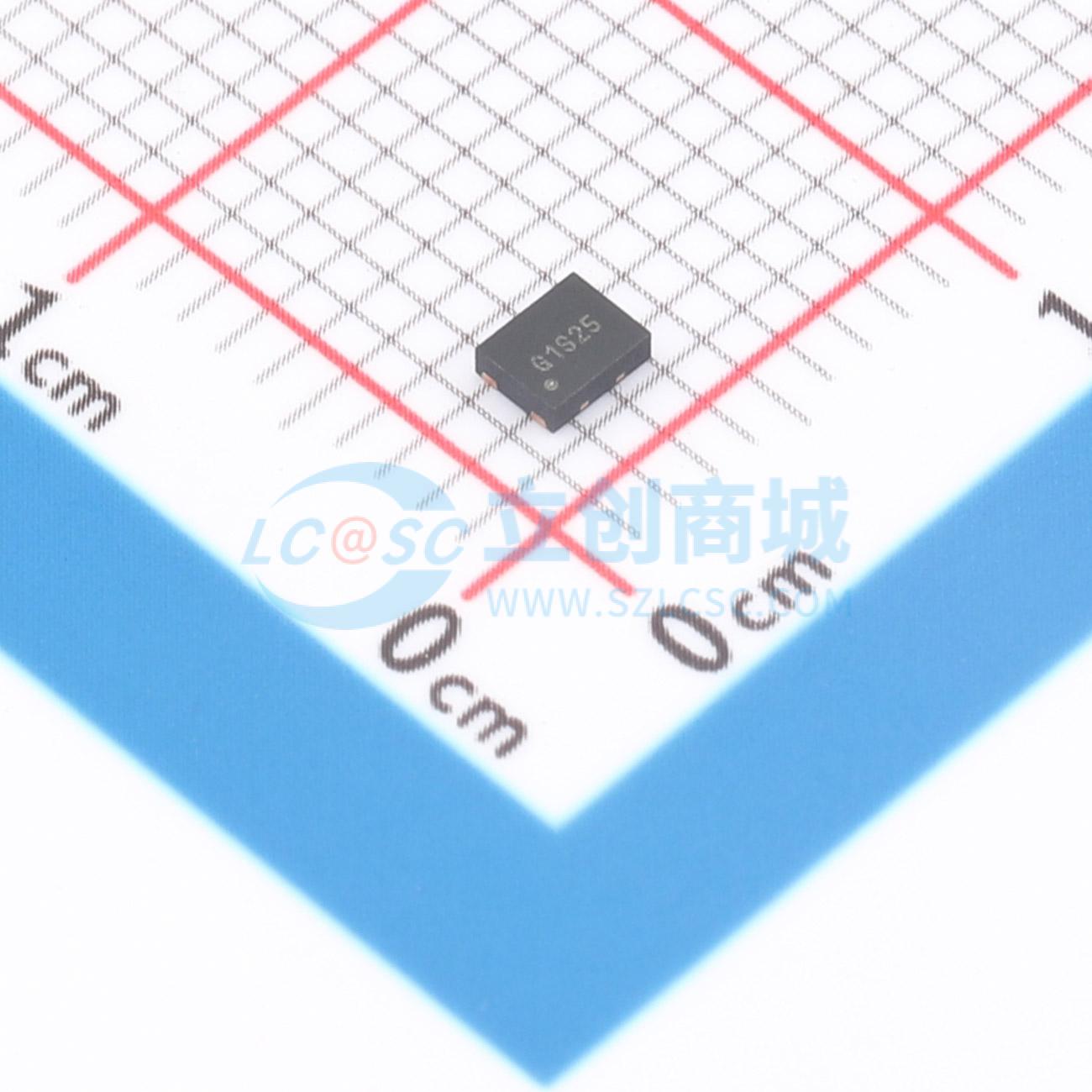 点击查看大图 SIT1602AC-12-33E-12.000000G实物图