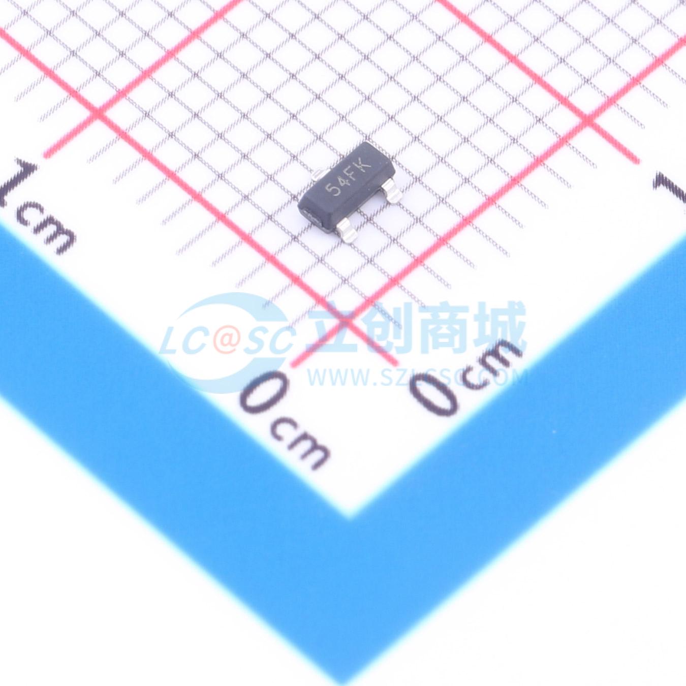 点击查看大图 XC6206P282MR实物图